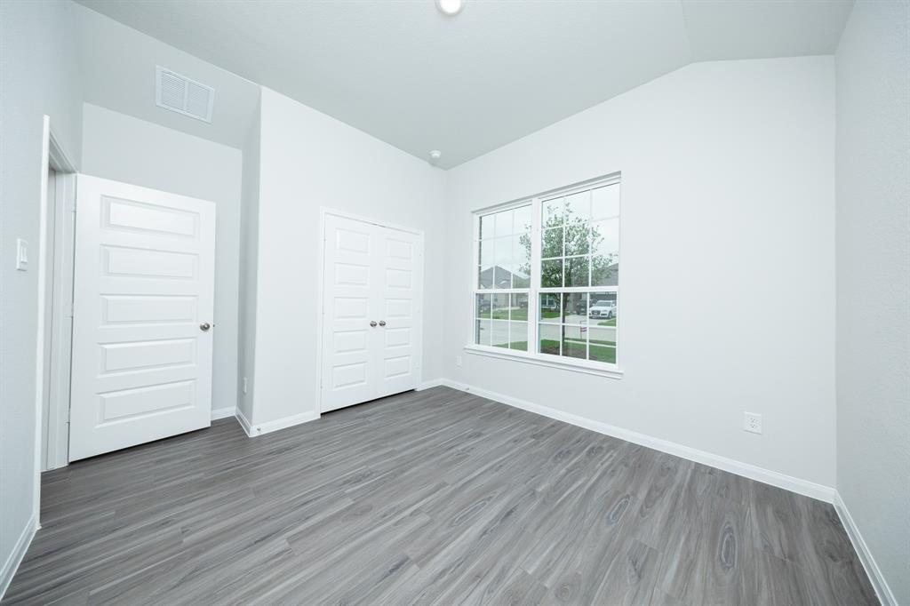 3001 Plains Circle, Brookshire, Texas image 4