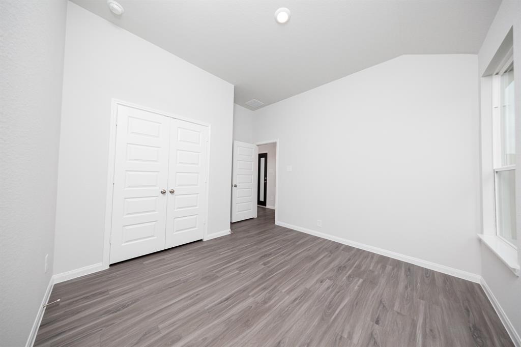 3001 Plains Circle, Brookshire, Texas image 6