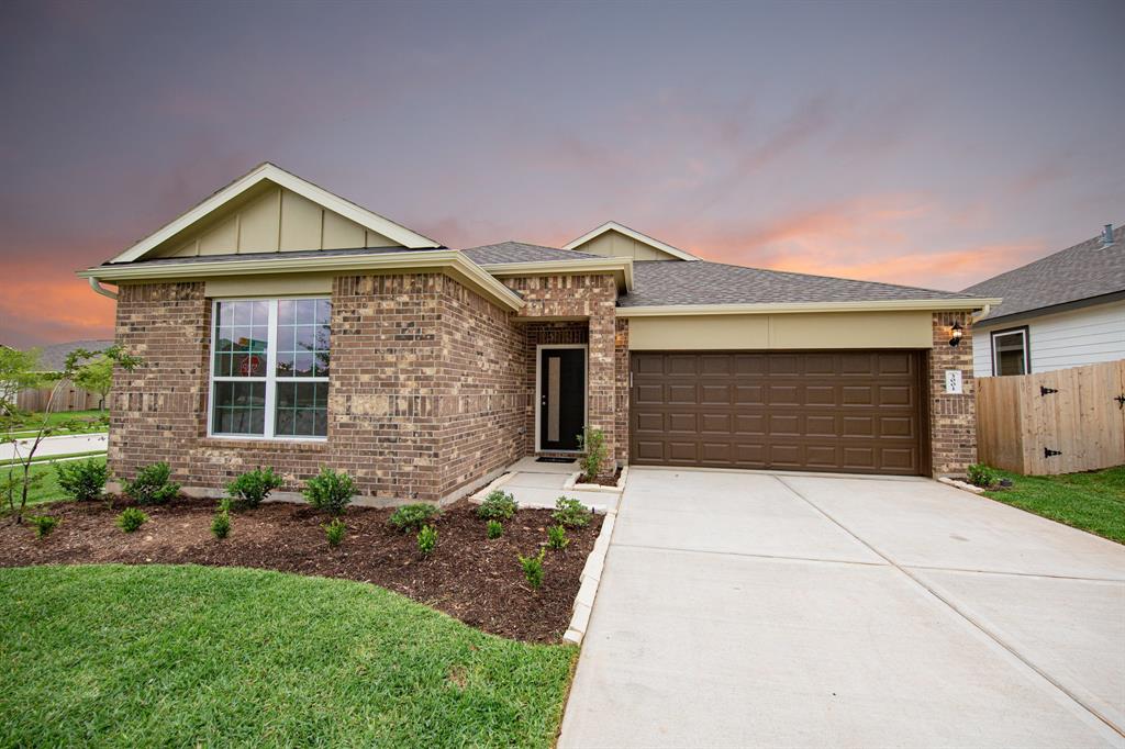 3001 Plains Circle, Brookshire, Texas image 2