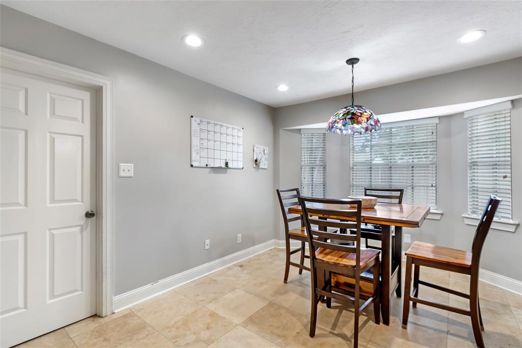 20131 Magnolia Bend Drive, Humble, Texas image 11