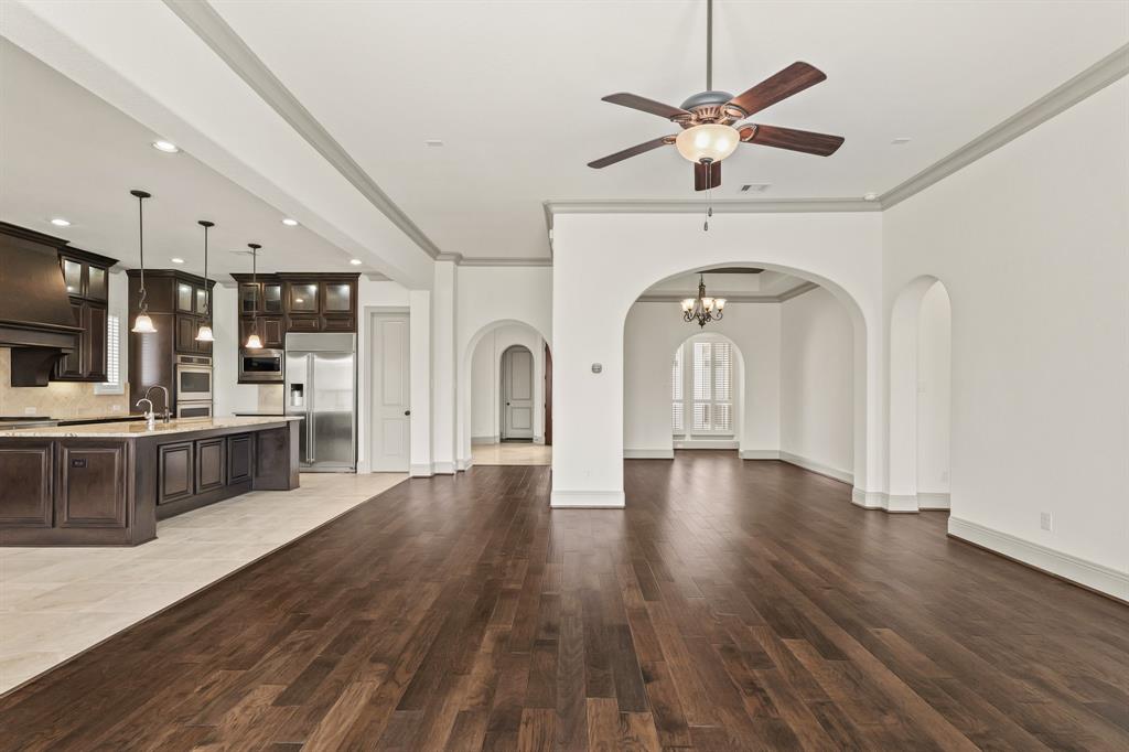 67 Quiet Vista Drive, Sugar Land, Texas image 21