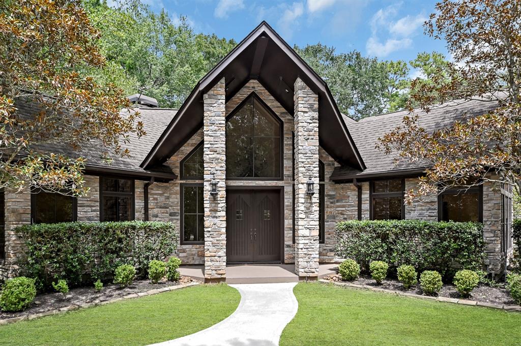9934 Crestwater Circle