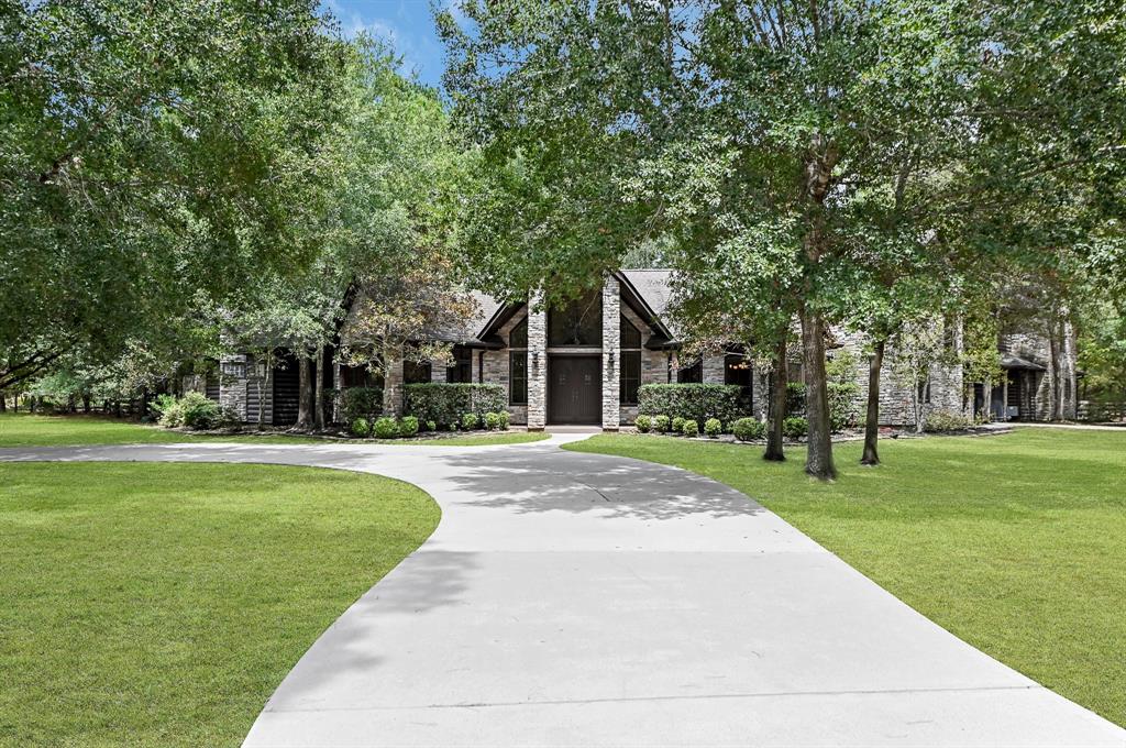 9934 Crestwater Circle