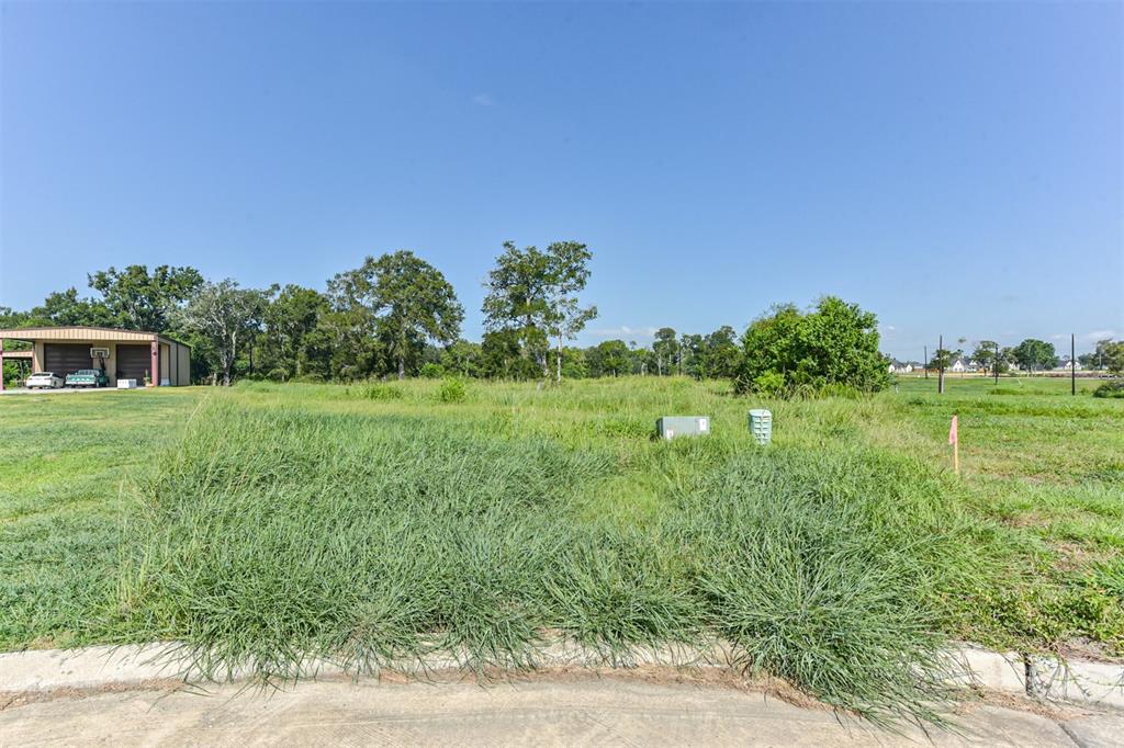 5610 Arrowhead Point Drive