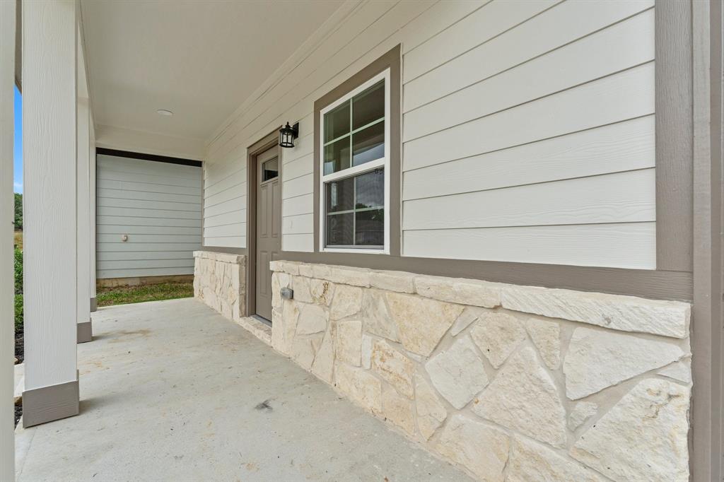 11845 East Gate Villas Drive, Willis, Texas image 6