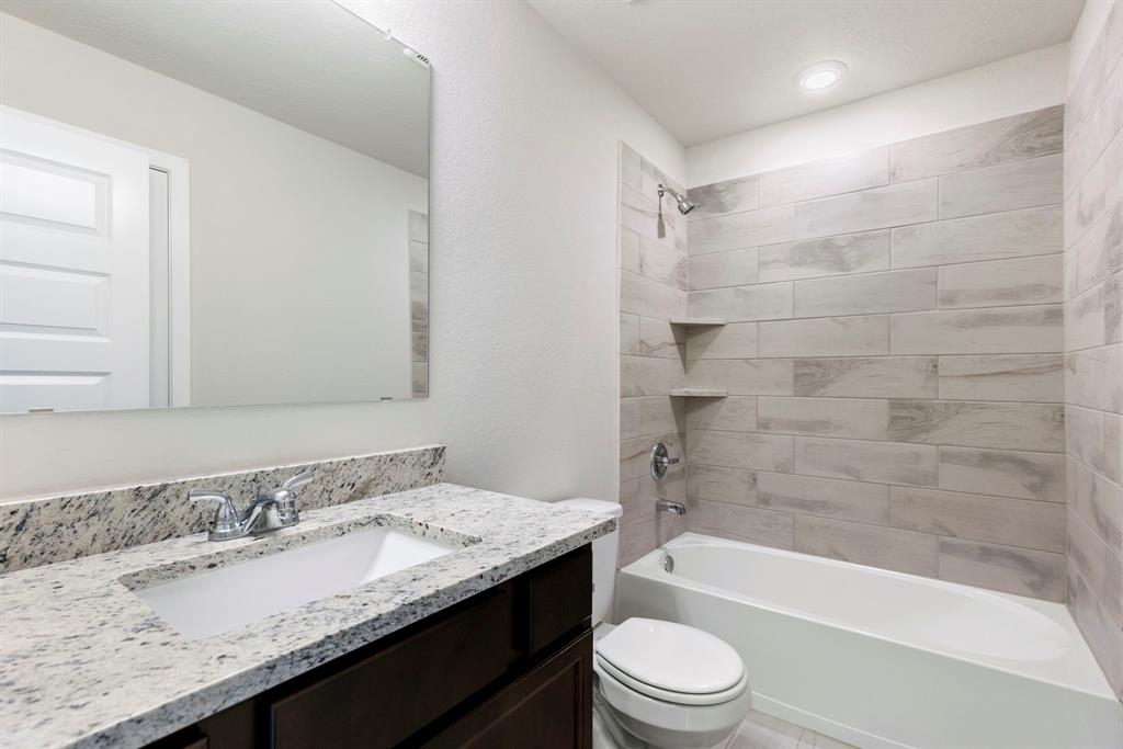 3706 Violet Lane, Huntsville, Texas image 16
