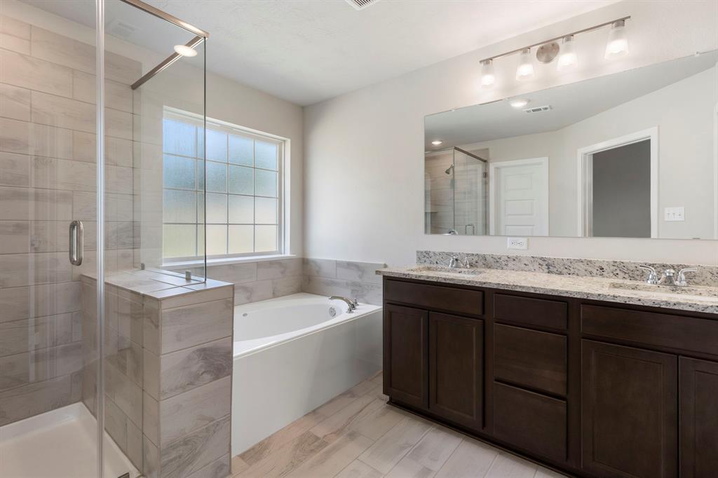 3706 Violet Lane, Huntsville, Texas image 24
