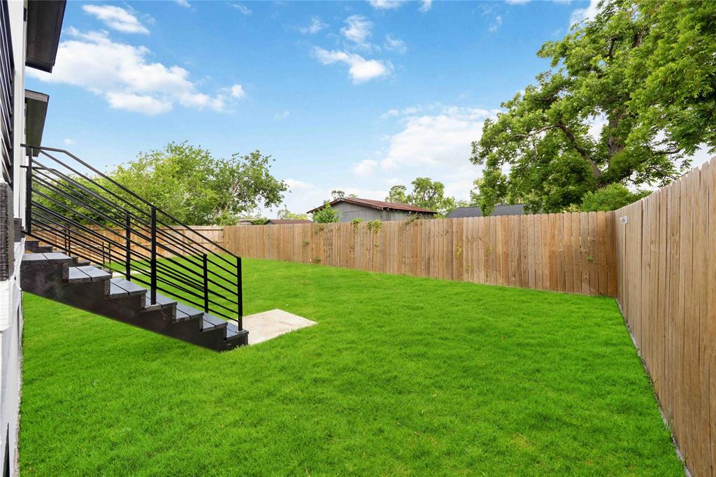 3319 Coal Street, Houston, Texas image 29