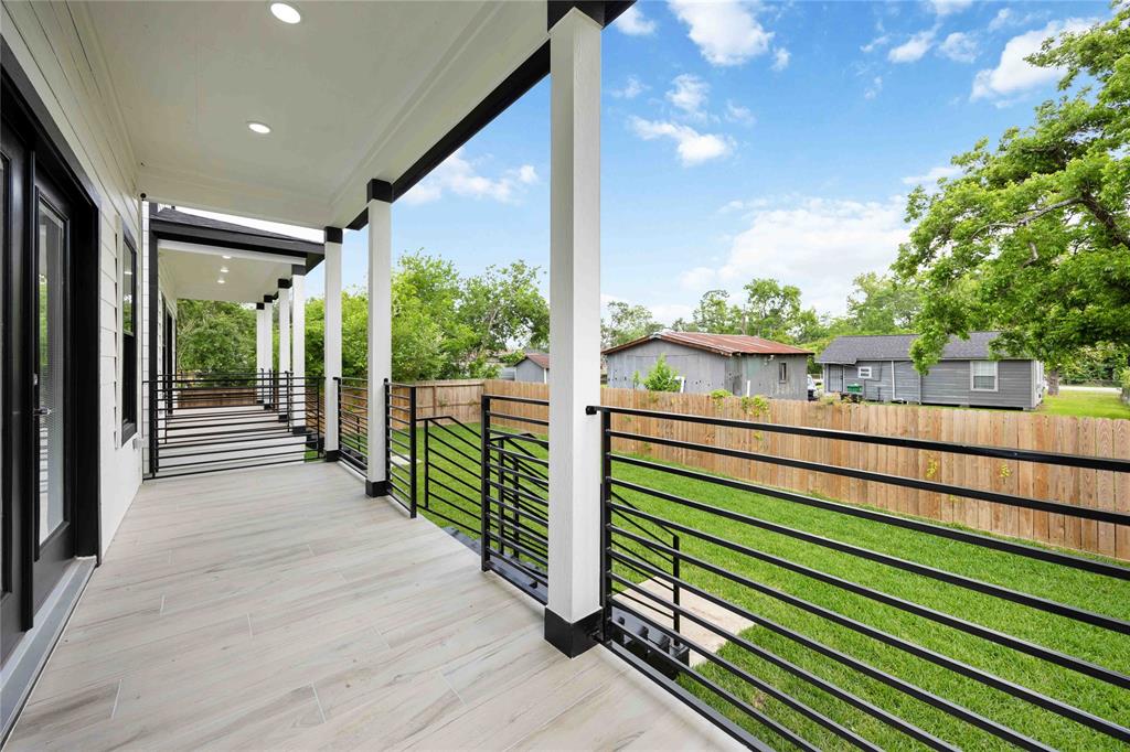 3319 Coal Street, Houston, Texas image 31