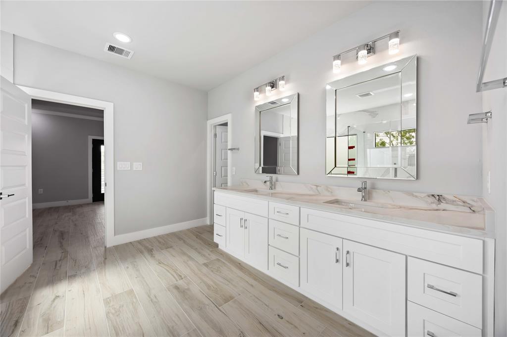 3319 Coal Street, Houston, Texas image 22
