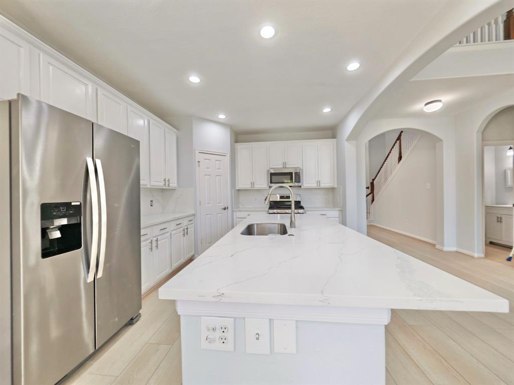 5030 Shadow Breeze Lane, Katy, Texas image 12