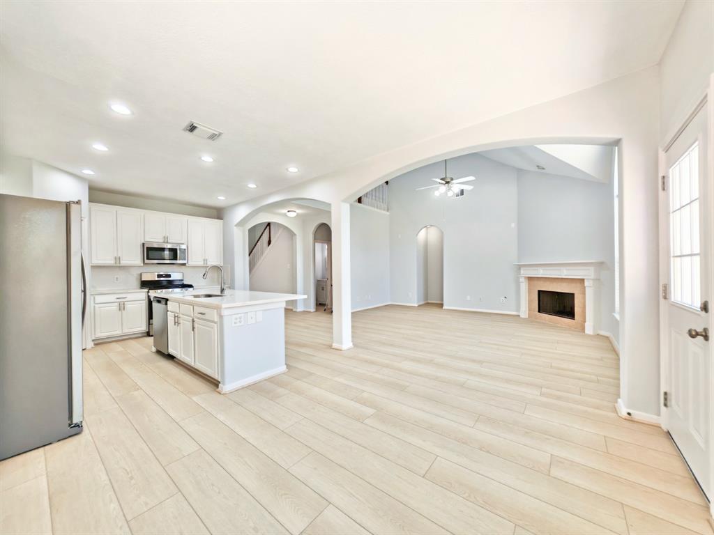 5030 Shadow Breeze Lane, Katy, Texas image 10