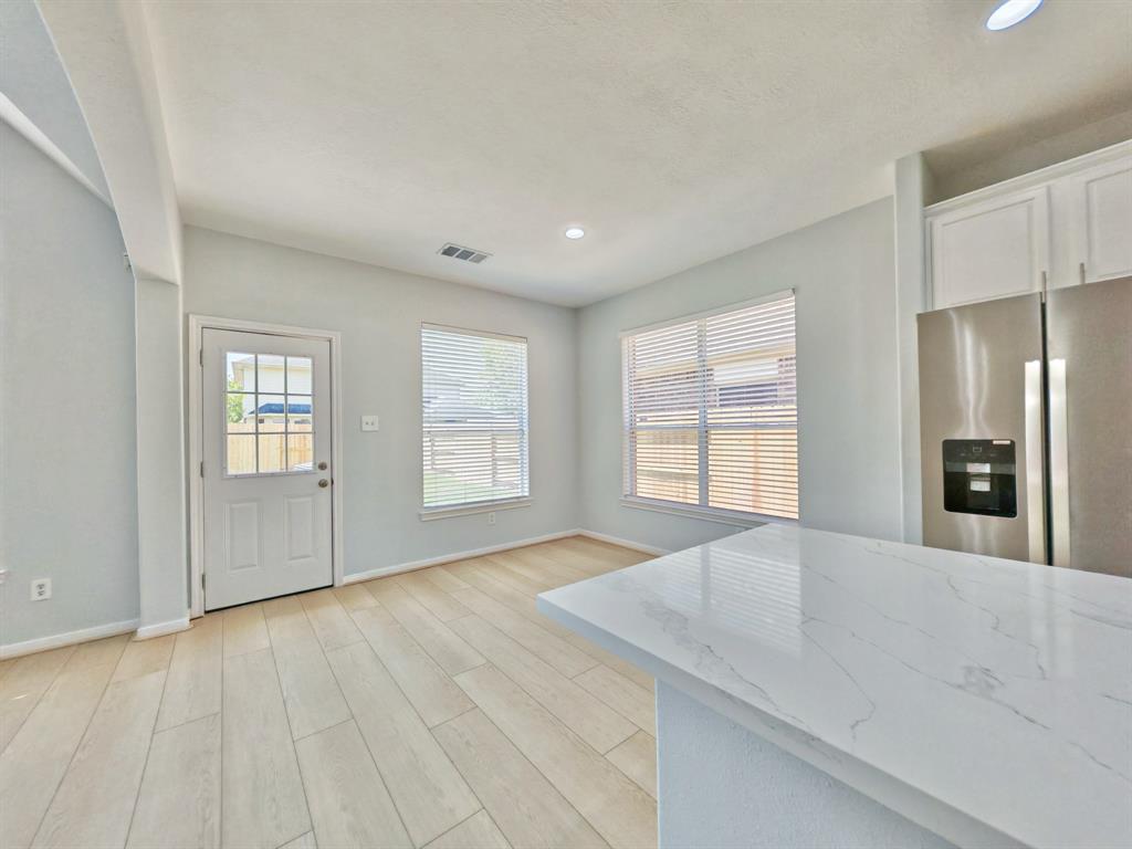 5030 Shadow Breeze Lane, Katy, Texas image 19