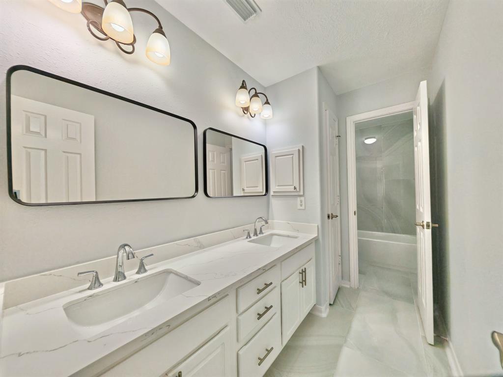 5030 Shadow Breeze Lane, Katy, Texas image 44