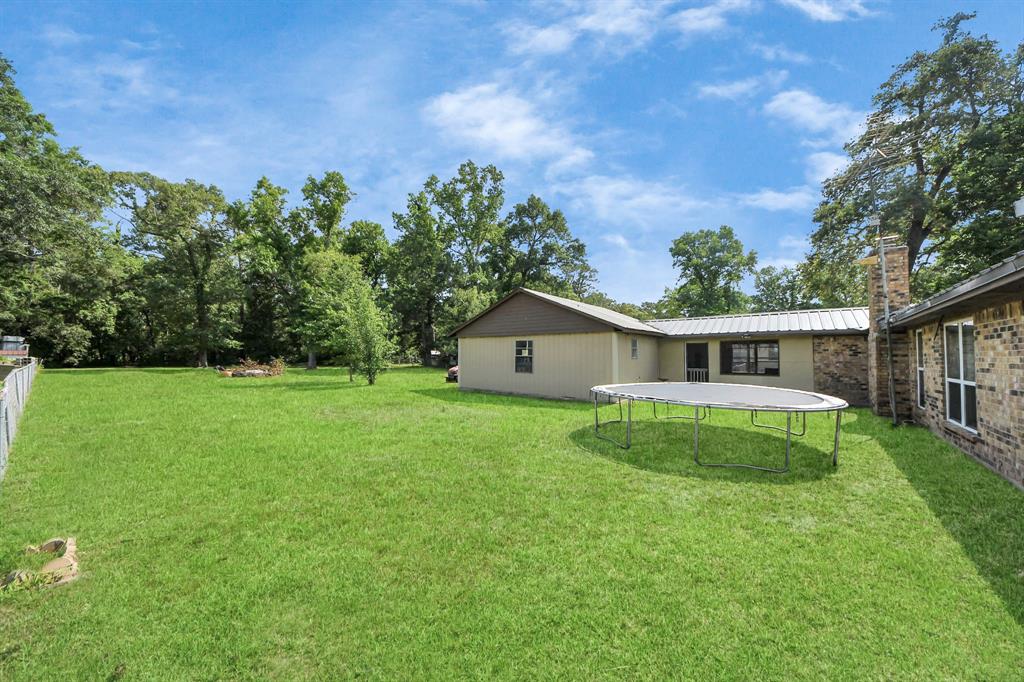 4925 Magnolia Lane, Old River-Winfree, Texas image 12