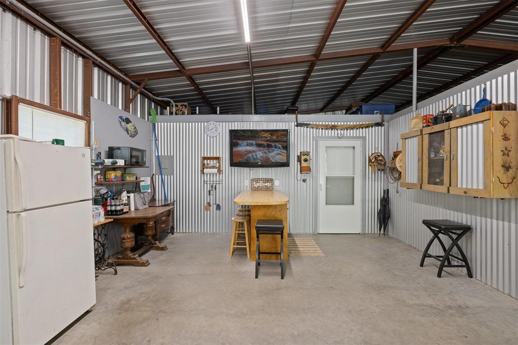 3911 County Road 235, Oakwood, Texas image 12