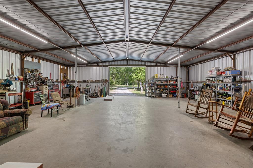 3911 County Road 235, Oakwood, Texas image 3