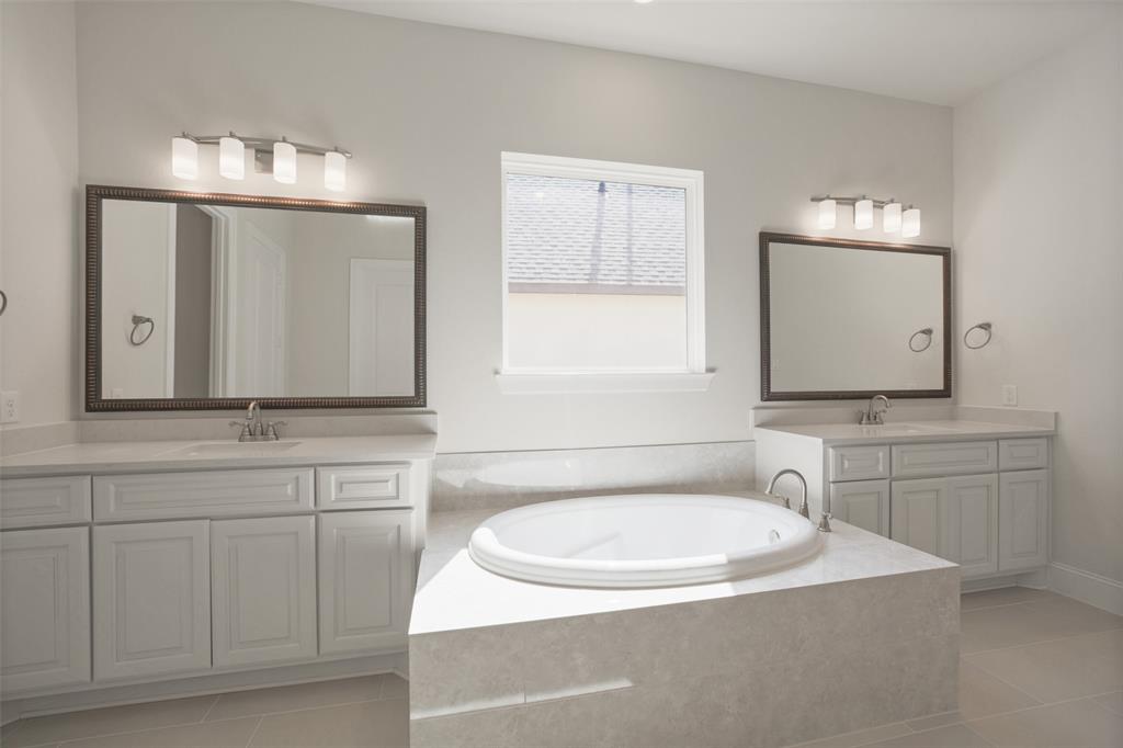 12727 Creekside Shadows Lane, Conroe, Texas image 19