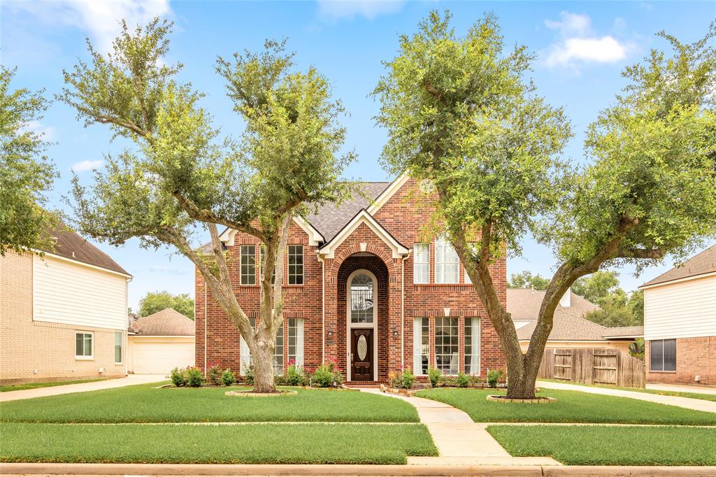1706 Brightlake Way, Missouri City, Texas image 3