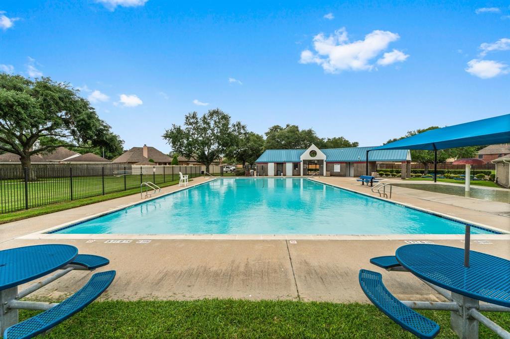 5211 Bur Oak Drive, Pasadena, Texas image 36