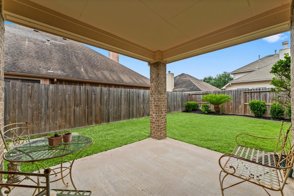 5211 Bur Oak Drive, Pasadena, Texas image 31