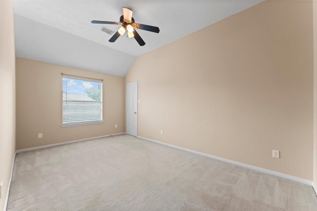 5211 Bur Oak Drive, Pasadena, Texas image 28