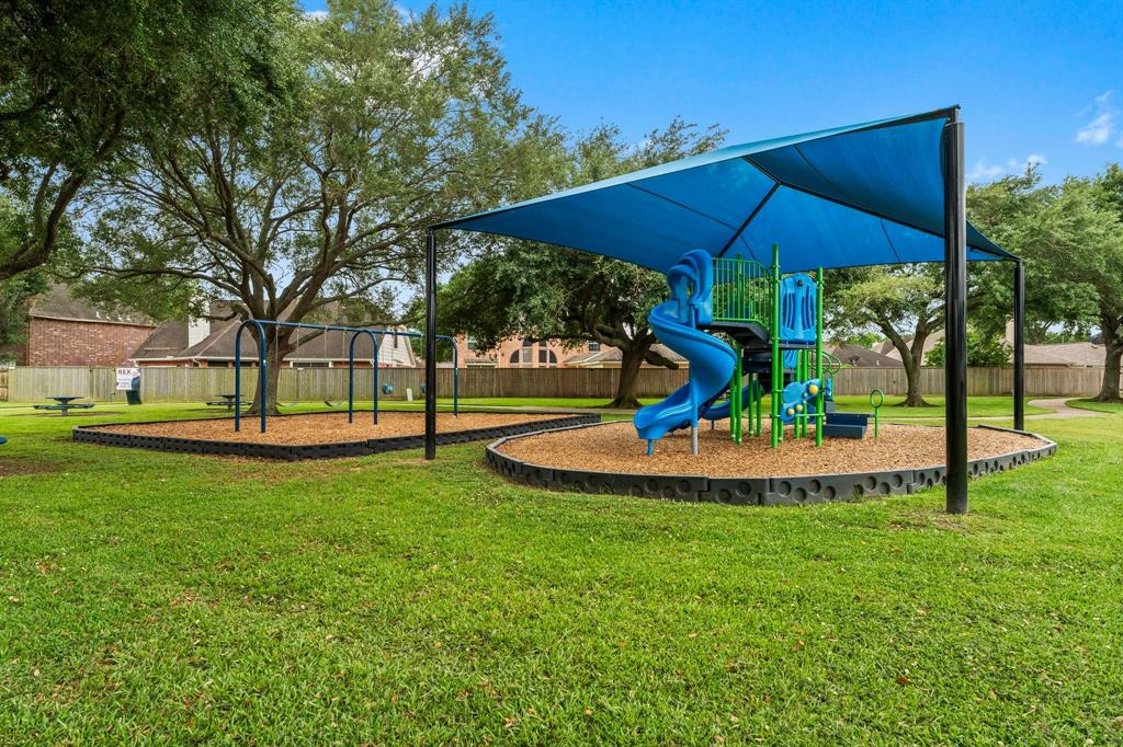 5211 Bur Oak Drive, Pasadena, Texas image 35