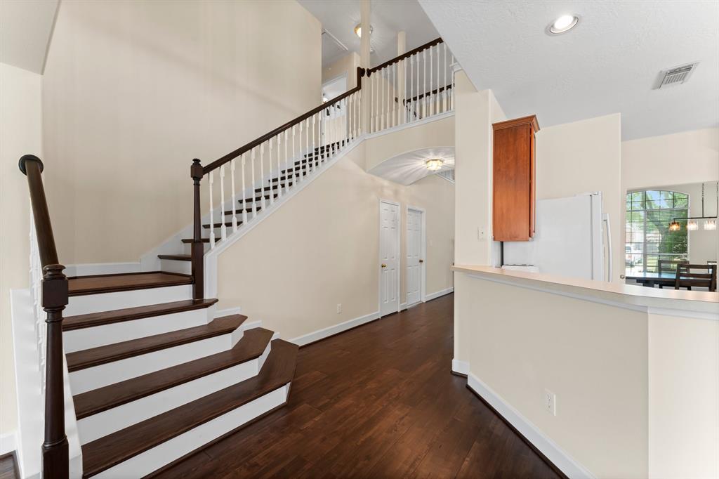 5211 Bur Oak Drive, Pasadena, Texas image 21