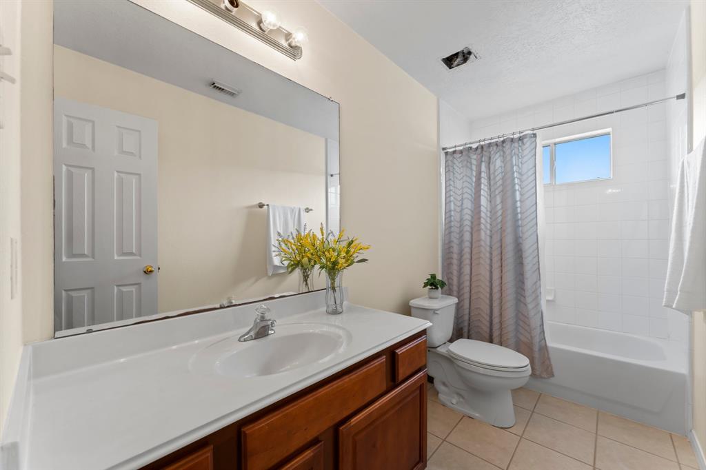 5211 Bur Oak Drive, Pasadena, Texas image 30