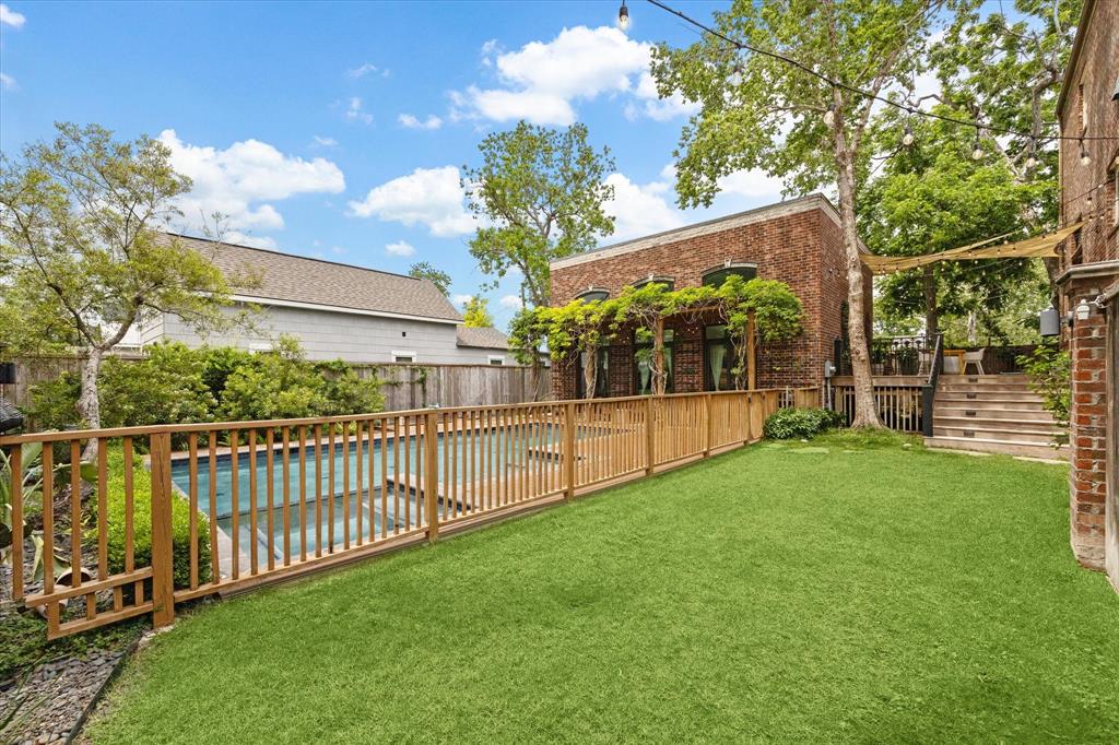 641 E 12th 1/2 Street, Houston, Texas image 26