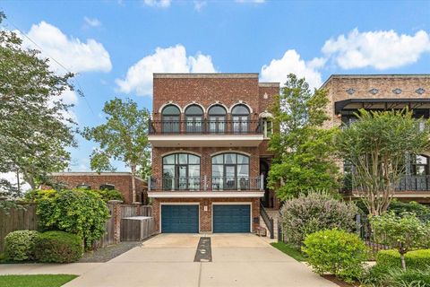 641 E 12th 1/2 Street Houston TX 77008