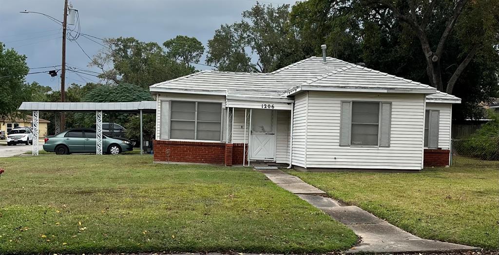 1206 Pinewood Lane, Pasadena, Texas image 1