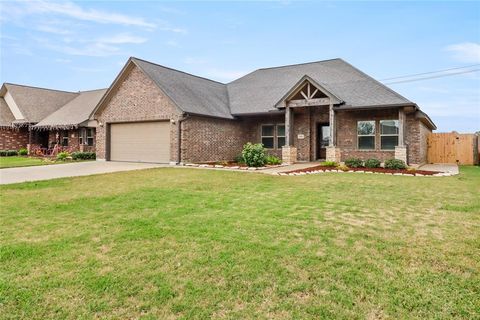 A home in Clute