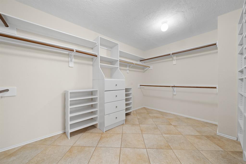 1959 Courtside Place Drive, Missouri City, Texas image 33
