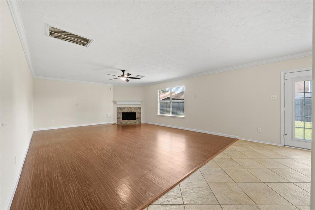 1959 Courtside Place Drive, Missouri City, Texas image 16