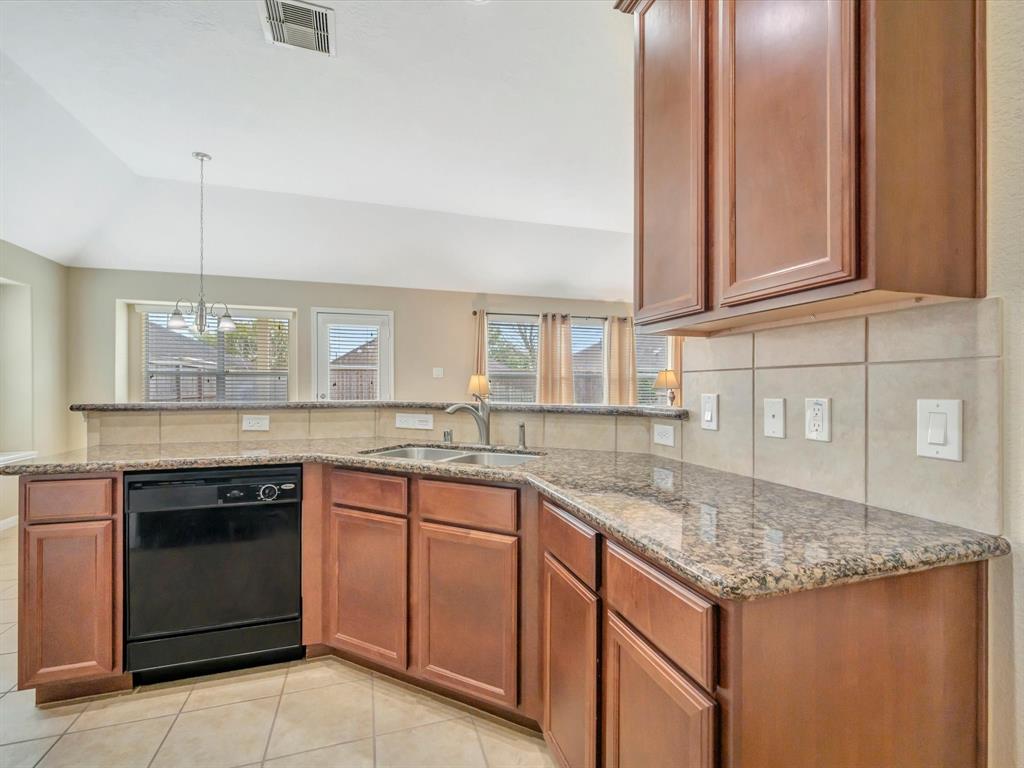 4038 Palmetto Court, Dickinson, Texas image 21