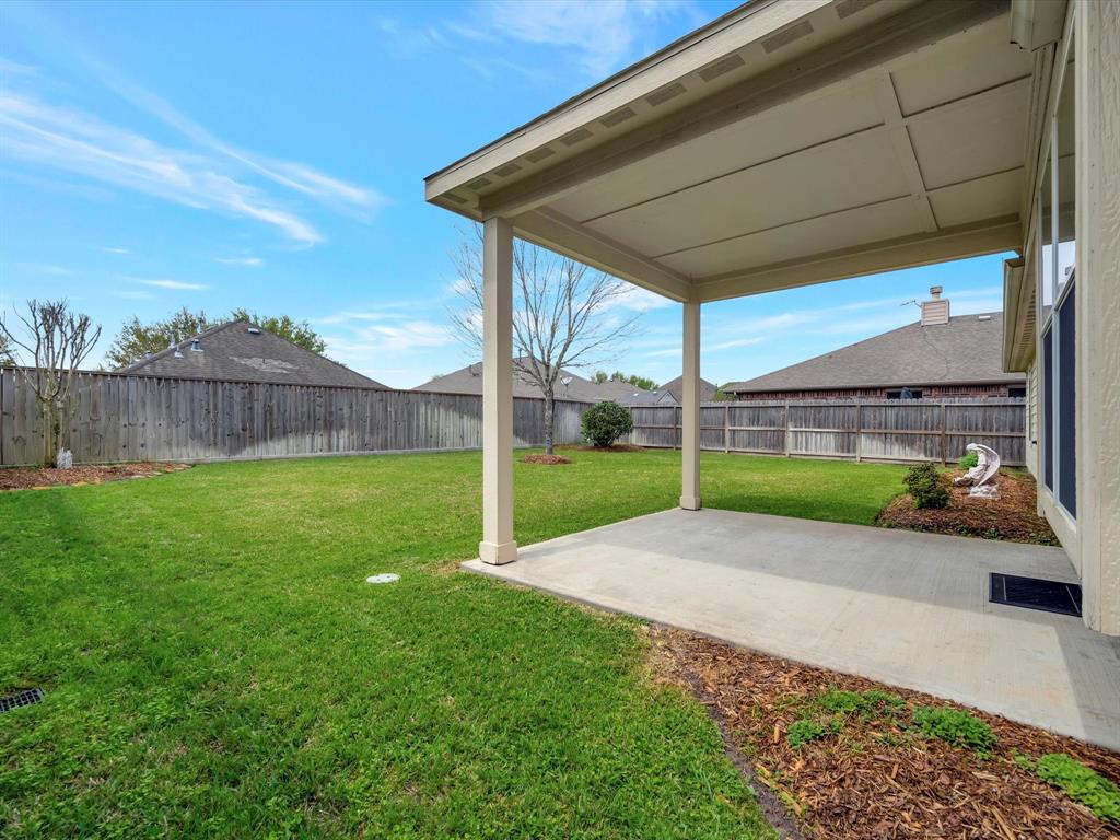 4038 Palmetto Court, Dickinson, Texas image 32