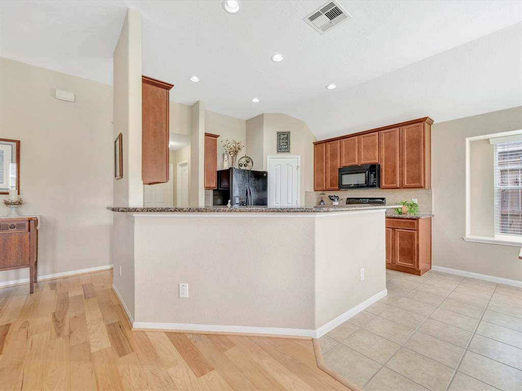 4038 Palmetto Court, Dickinson, Texas image 13