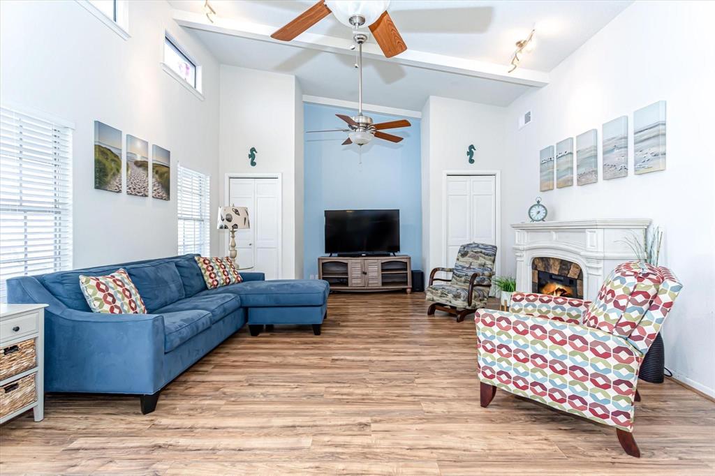 12828 E Madrid Rd, Galveston, Texas image 22
