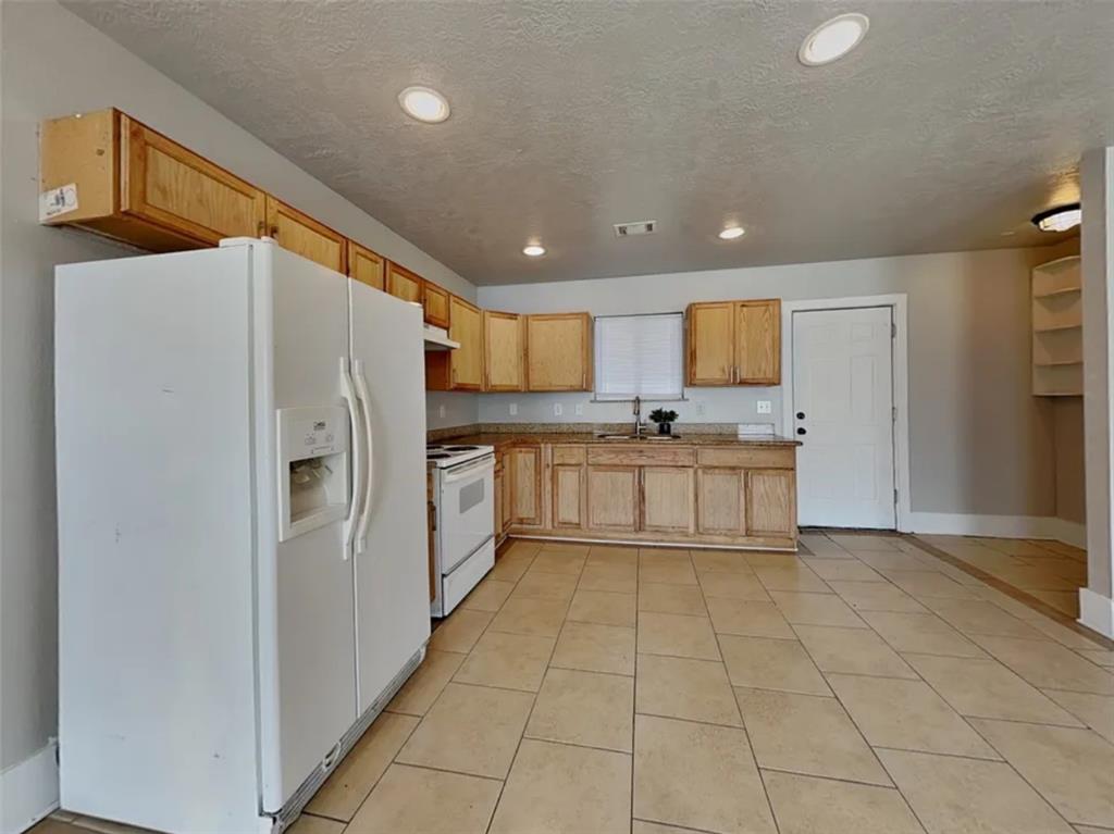 5939 Belcrest Street, Houston, Texas image 3