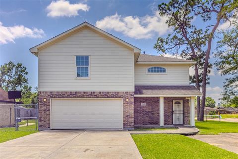 7102 Heath Street Houston TX 77016