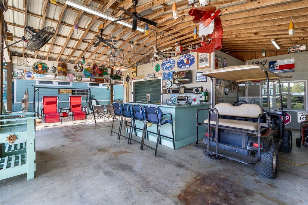 320 E Woodland Shores Drive, Point Blank, Texas image 32