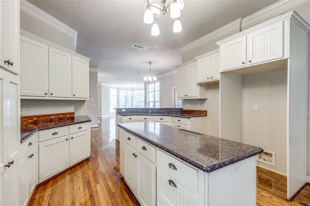 36111 Post Oak Circle, Magnolia, Texas image 18