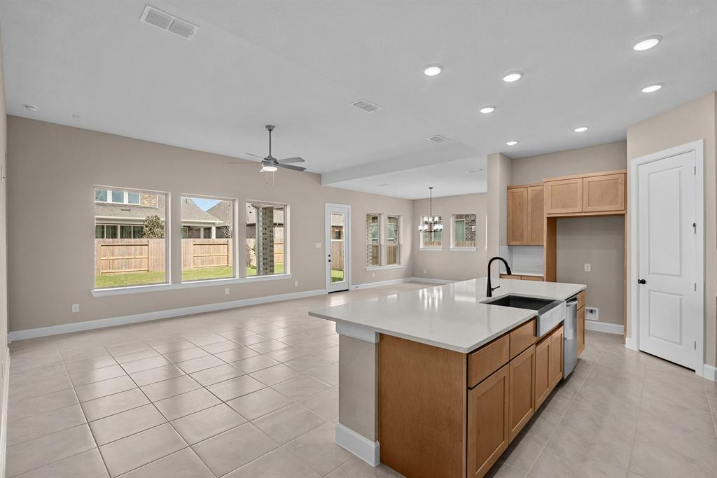 17303 July Moon Lane, Conroe, Texas image 22