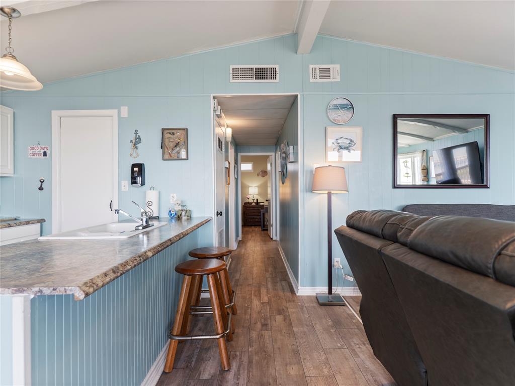 327 Bayshore Drive, Palacios, Texas image 11