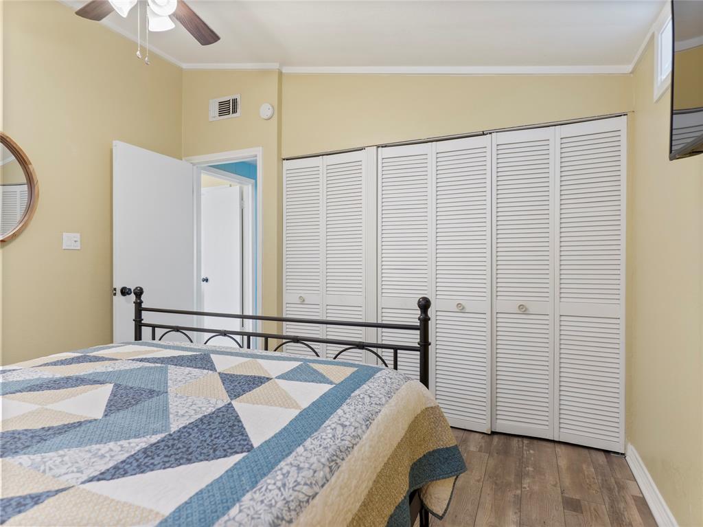 327 Bayshore Drive, Palacios, Texas image 16