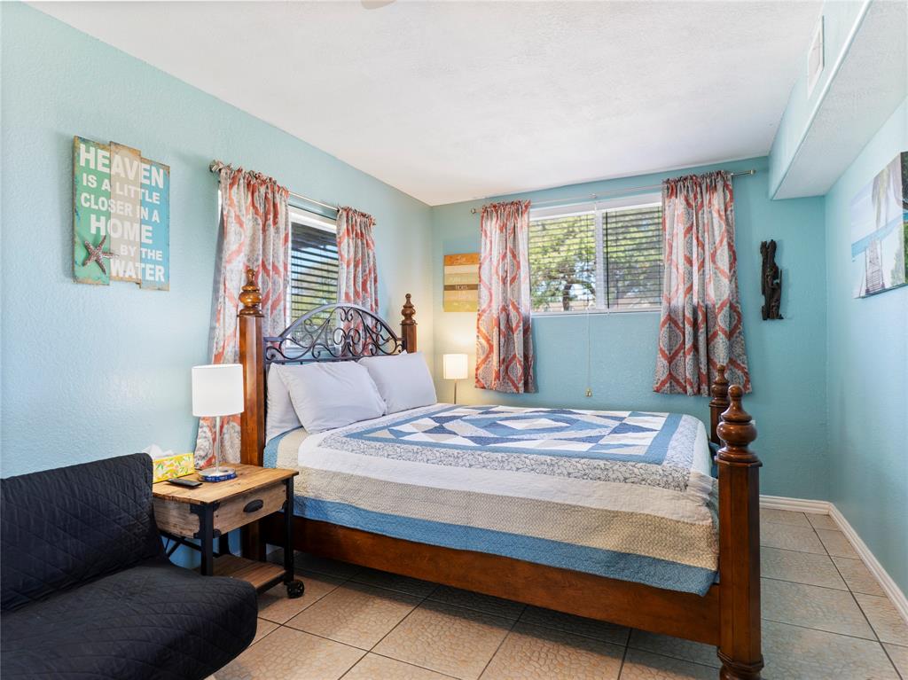 327 Bayshore Drive, Palacios, Texas image 26