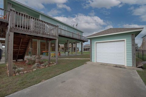 A home in Crystal Beach