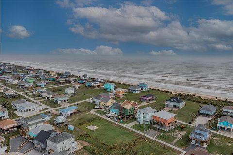 A home in Crystal Beach