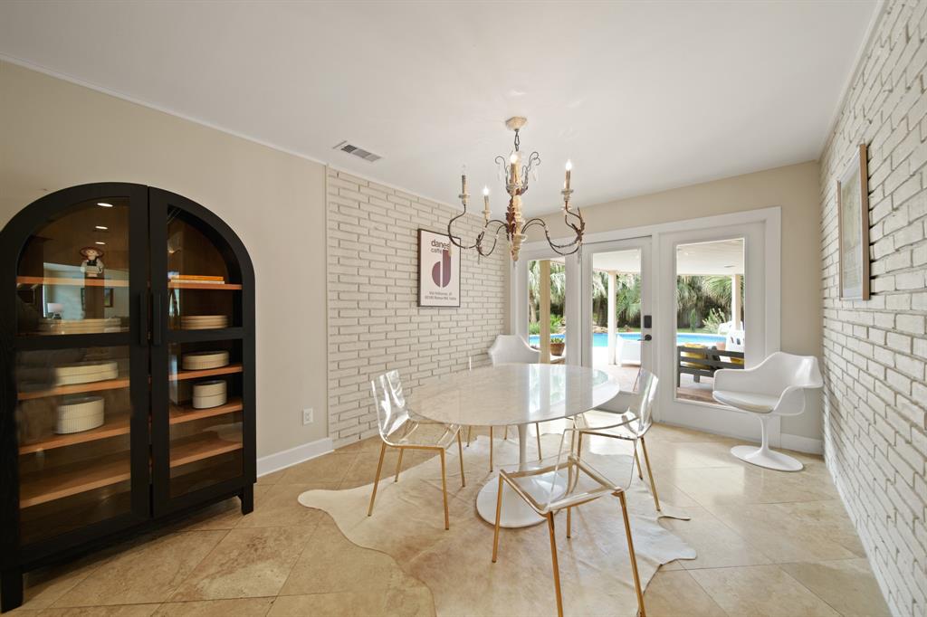 1504 Bayou Homes Drive, Galveston, Texas image 22
